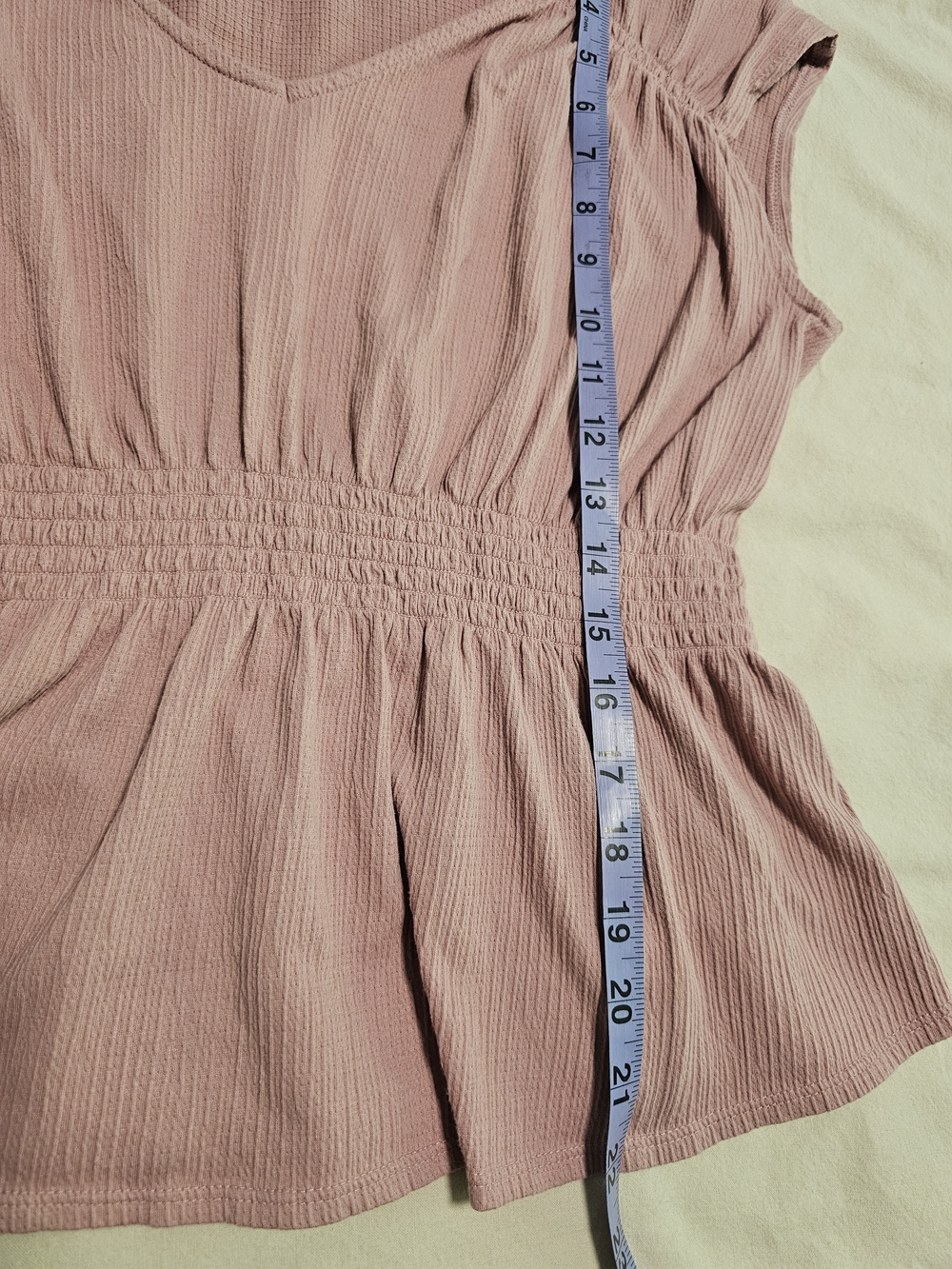 Old Navy Dusty Rose Smocked Waist V-Neck Peplum Top Size Large - Picture 7 of 8